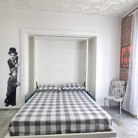 Hollywood * 卡波利韦里